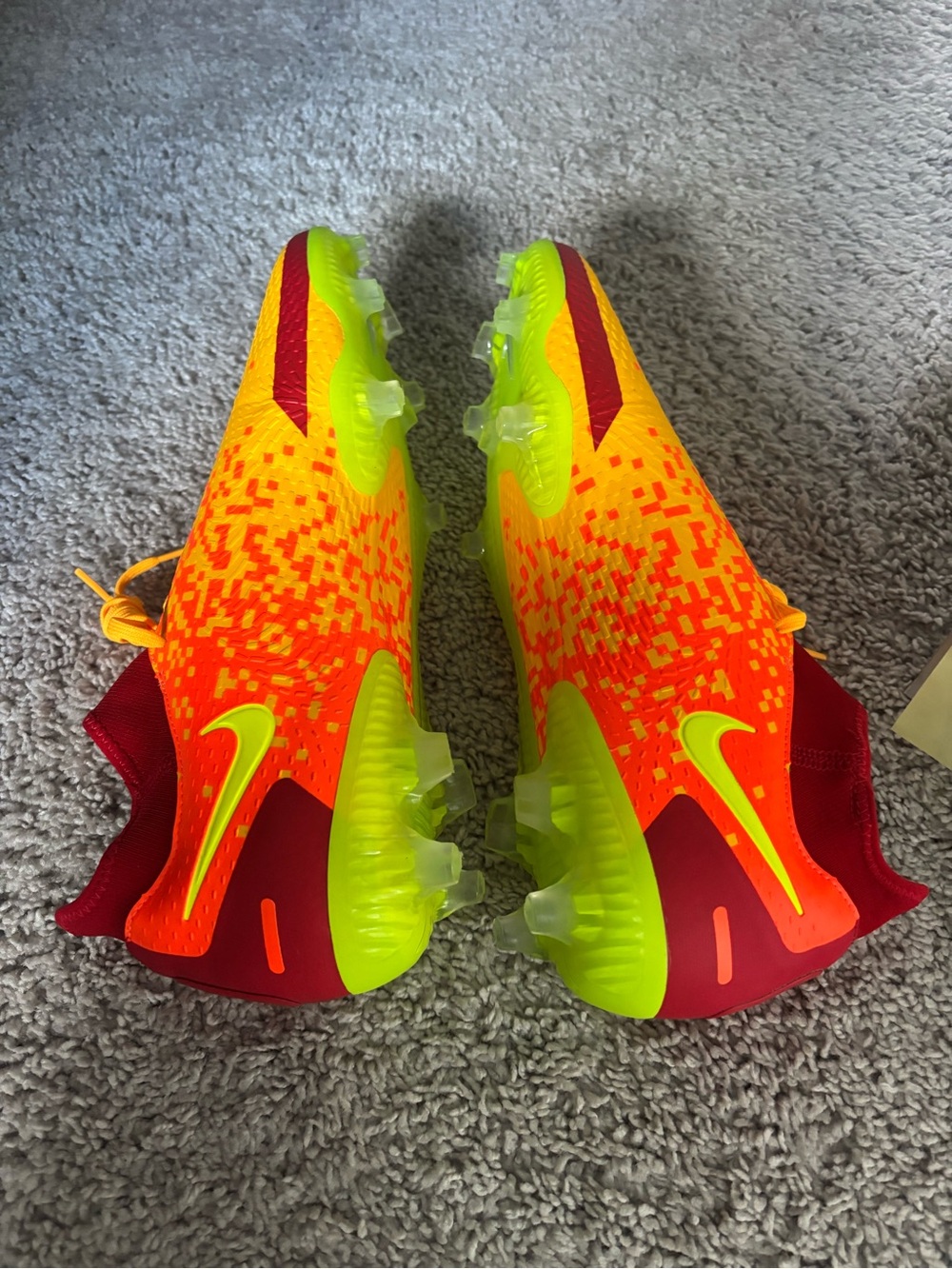 Phantom Academy by you Futbol cleats. Size 13